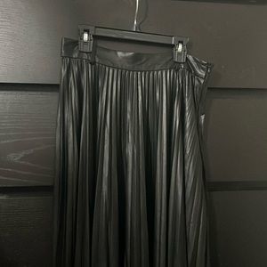Zara Black Midi Skirt